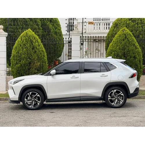 Toyota Yaris Cross 2024 Blanco Caracas