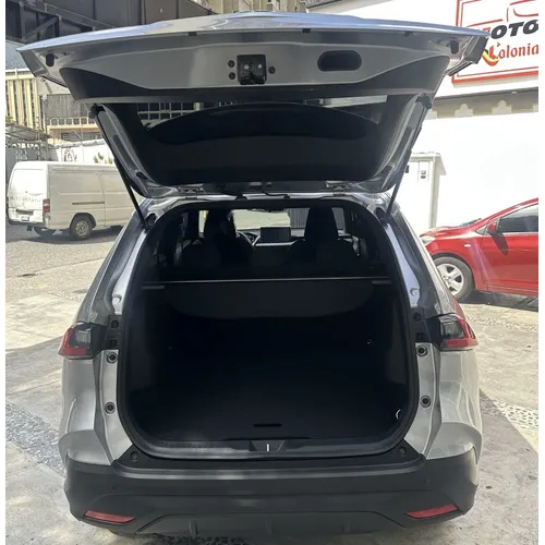 Toyota Yaris Cross G 2025 Plateado Caracas