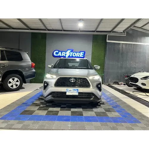 Toyota Yaris Cross G 2026 Plateado Caracas