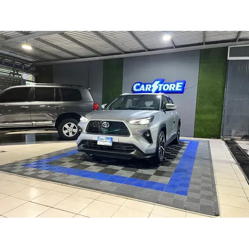 Toyota Yaris Cross G 2026 Plateado Caracas