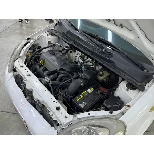 Toyota Yaris 2001 Blanco Caracas