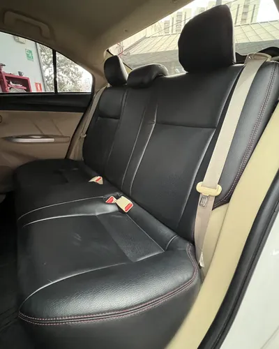 Toyota Yaris E 2014 Blanco Caracas