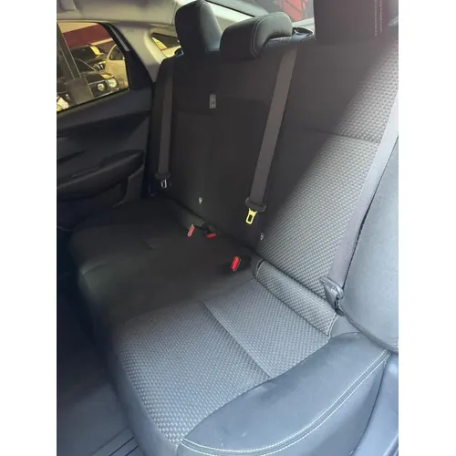 Toyota Yaris E 2024 Blanco Caracas
