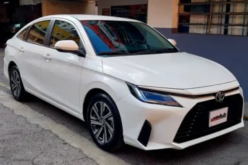 Toyota Yaris E 2025