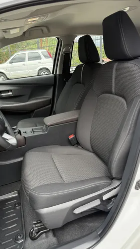 Toyota Yaris E 2025 Blanco