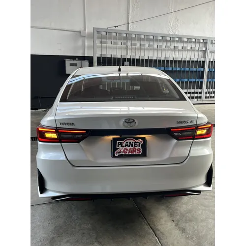 Toyota Yaris E 2026 Blanco Caracas