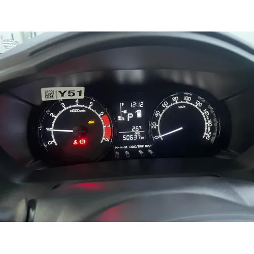 Toyota Yaris E 2024 Rojo Caracas