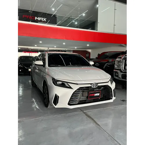 Toyota Yaris E 2024 Blanco Caracas