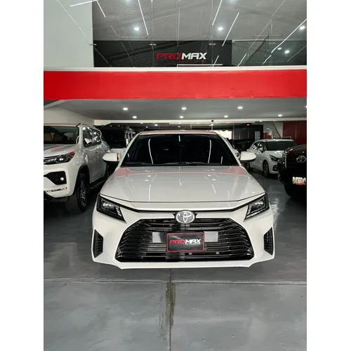 Toyota Yaris E 2024 Blanco Caracas