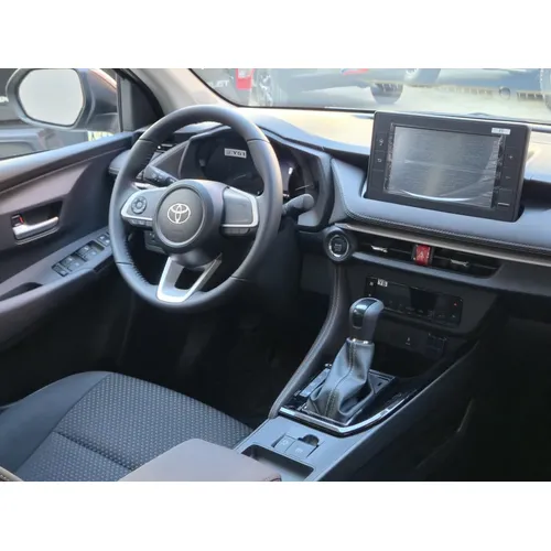 Toyota Yaris E 2025 Gris Caracas