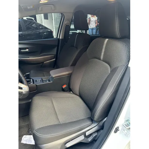 Toyota Yaris E 2024 Blanco Caracas