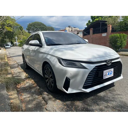 Toyota Yaris G 2023 Blanco Caracas
