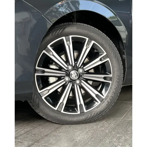 Toyota Yaris G 2024 Gris Caracas