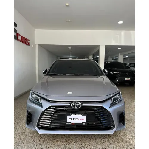 Toyota Yaris G 2025 Gris Caracas