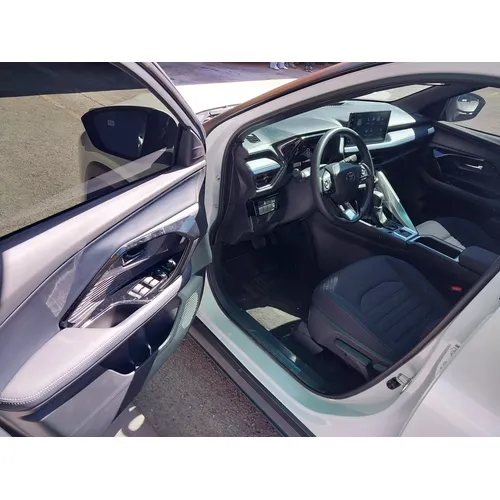 Toyota Yaris G 2025 Blanco Caracas
