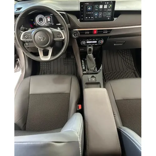 Toyota Yaris G 2025 Gris Caracas