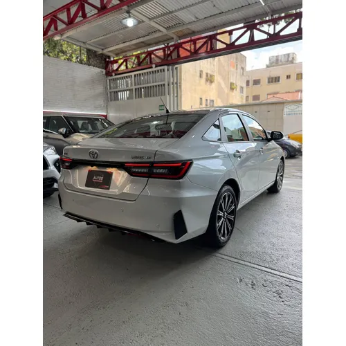 Toyota Yaris G 2025 Blanco Caracas