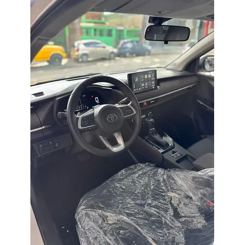 Toyota Yaris G 2025 Blanco Caracas