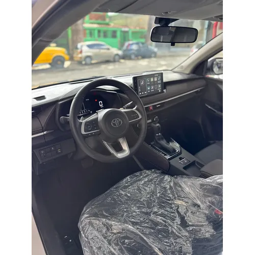 Toyota Yaris G 2025 Blanco Caracas