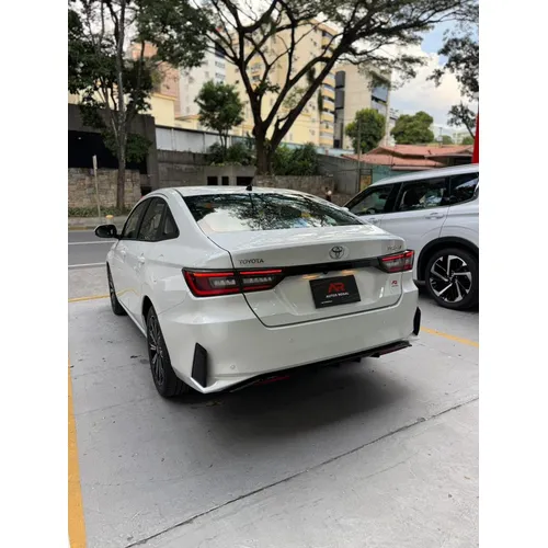 Toyota Yaris G 2026 Blanco Caracas