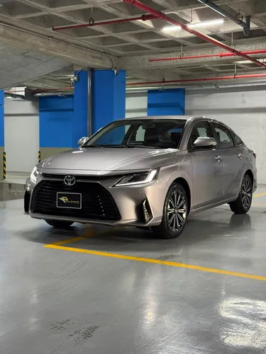 Toyota Yaris 2026 Plateado Caracas