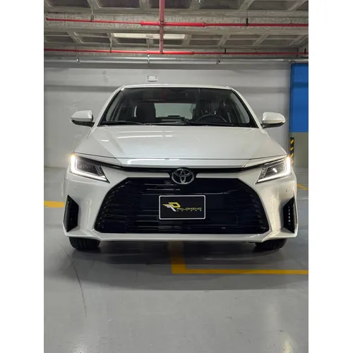 Toyota Yaris 2026 Blanco Caracas