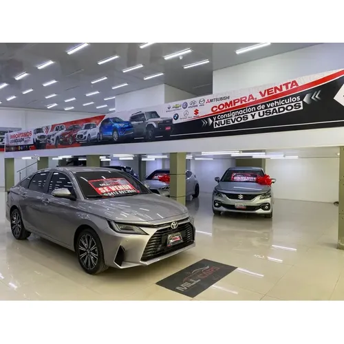 Toyota Yaris 2026 Plateado Caracas