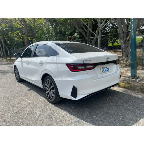 Toyota Yaris G 2023 Blanco Caracas