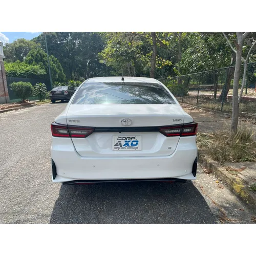 Toyota Yaris G 2023 Blanco Caracas