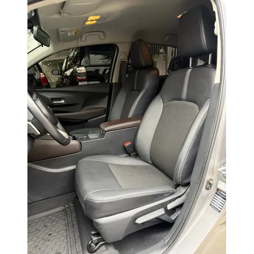 Toyota Yaris G 2024 Plateado Caracas
