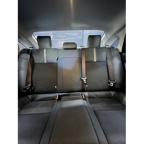 Toyota Yaris G 2023 Blanco Caracas