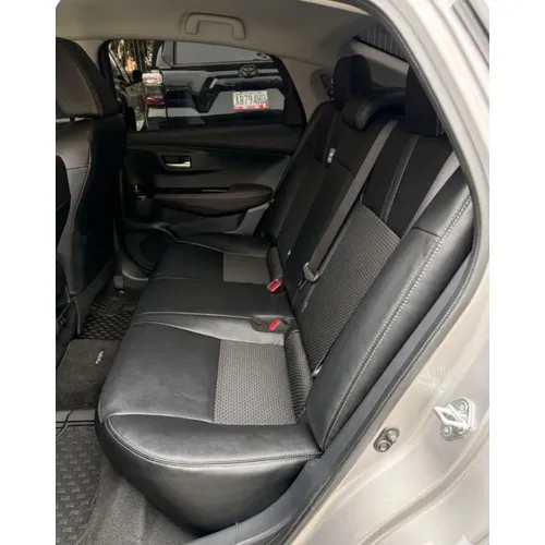 Toyota Yaris G 2024 Plateado Caracas