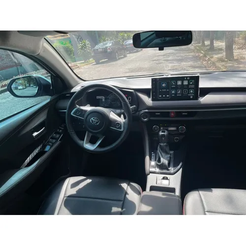 Toyota Yaris G 2023 Blanco Caracas