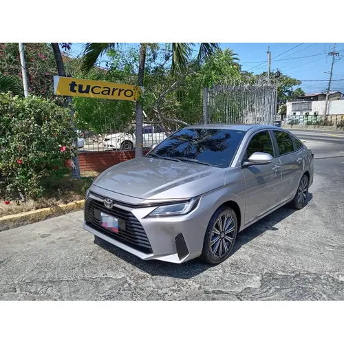 Toyota Yaris G 2025 Plateado