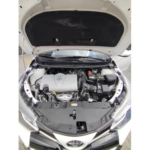 Toyota Yaris 2021 Blanco Caracas