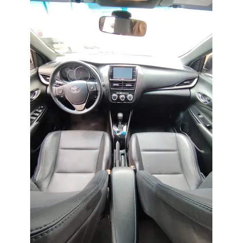 Toyota Yaris 2021 Blanco Caracas