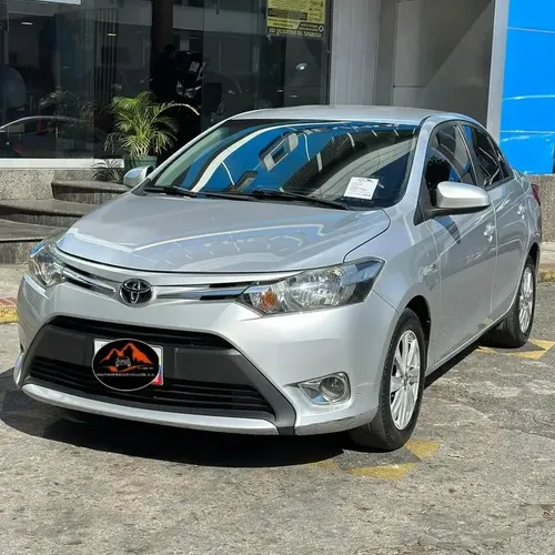 Toyota Yaris Le