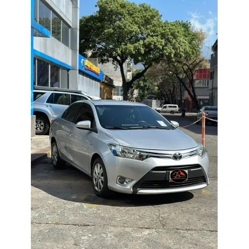 Toyota Yaris Le