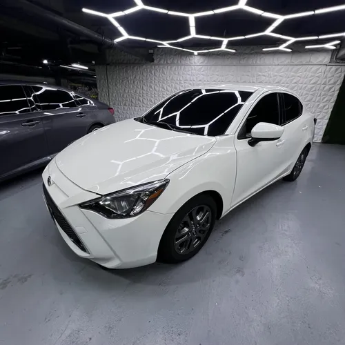Toyota Yaris R 2019 Blanco Caracas