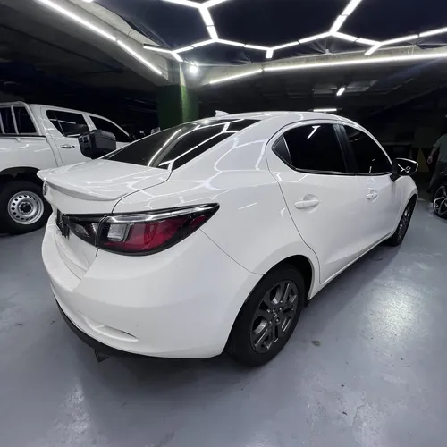 Toyota Yaris R 2019 Blanco Caracas