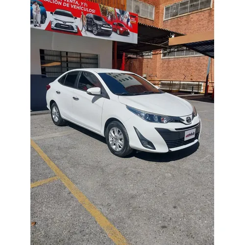 Toyota Yaris G 2020 Blanco Caracas