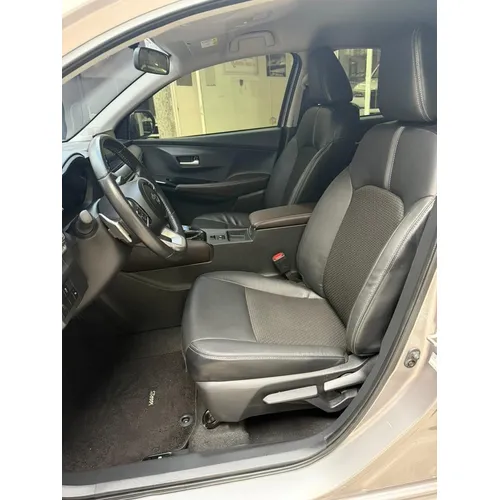 Toyota Yaris G 2023 Plateado Caracas
