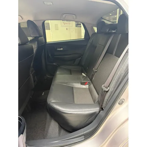 Toyota Yaris G 2023 Plateado Caracas