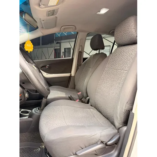 Toyota Yaris 2008 Plateado Caracas