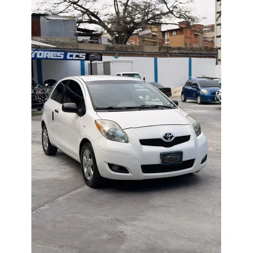 Toyota Yaris 2009 Blanco Caracas