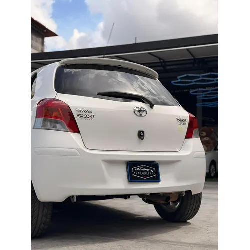 Toyota Yaris 2009 Blanco Caracas