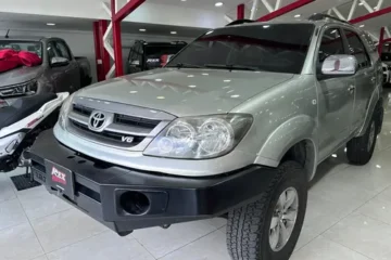 Toyotq Fortuner Sr5
