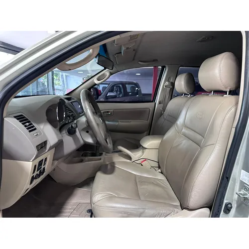 Toyota Fortuner 2007 Verde Caracas