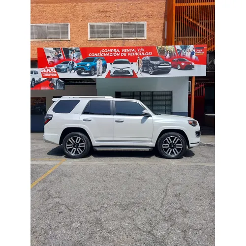Toyota 4Runner Limited 2024 Blanco Caracas