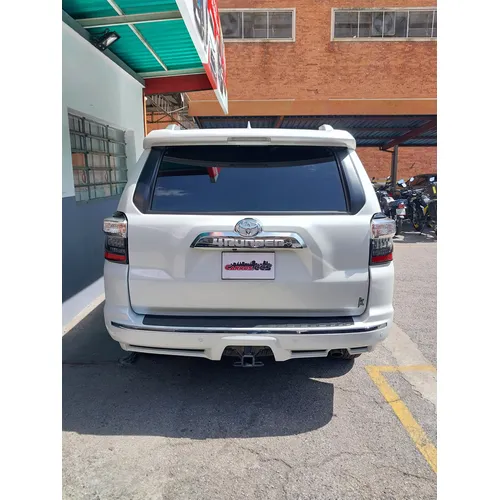 Toyota 4Runner Limited 2024 Blanco Caracas